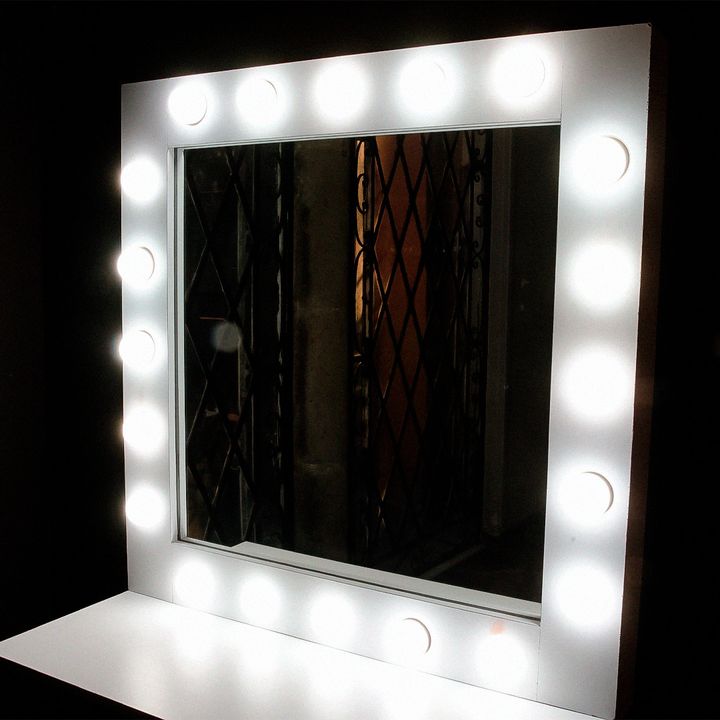 Coqueta para maquillaje galería