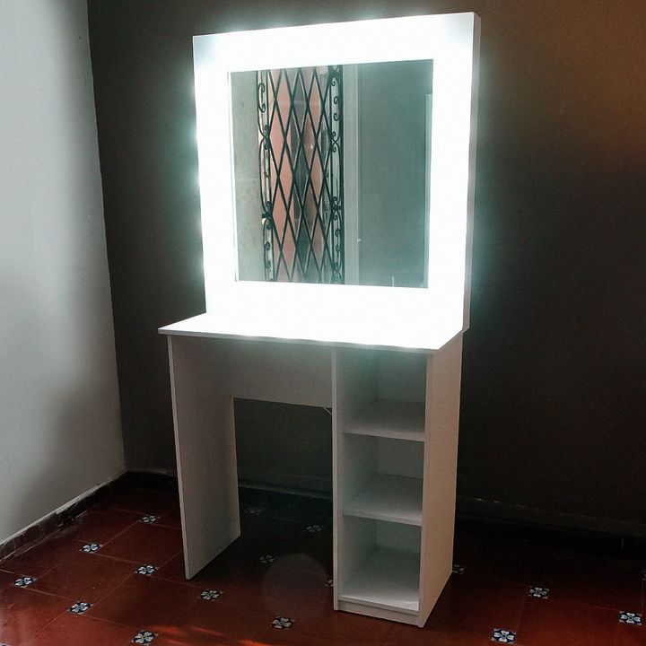 Coqueta para maquillaje